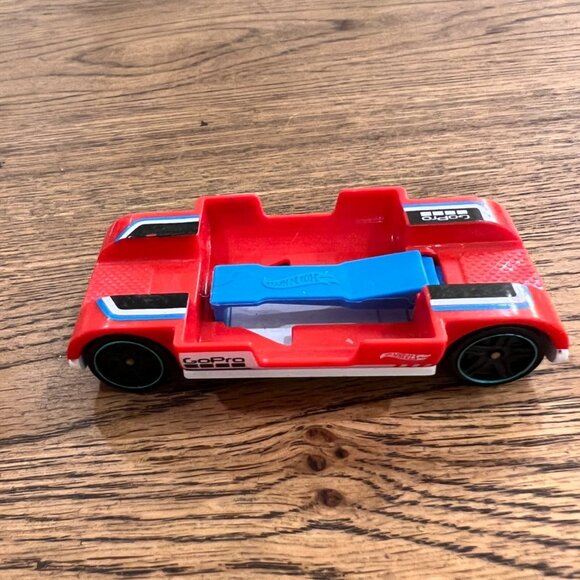 Hot Wheels Zoom In GoPro Hero Red & Blue Die-Cast Toy Car - Picture 2 of 5